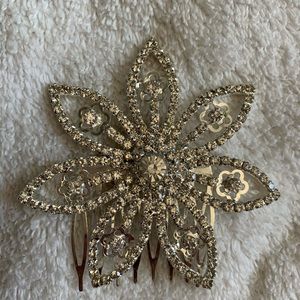 Hair comb, never used